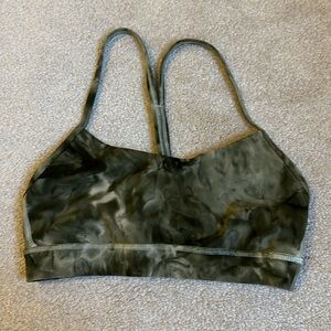 Lululemon bra